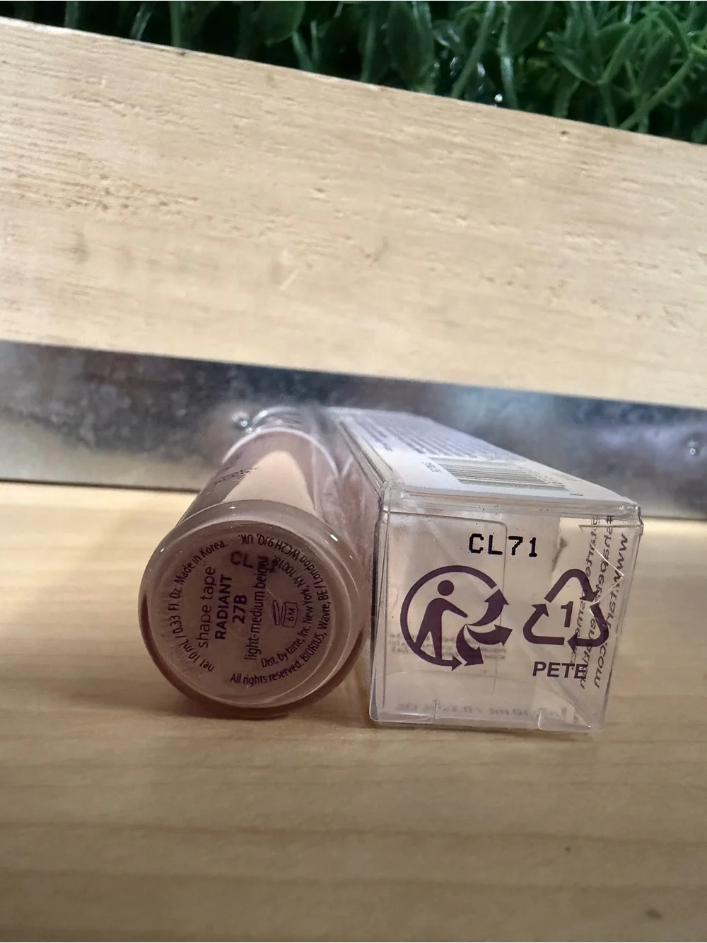 Tarte Shape Tape Radiant Concealer - 27N